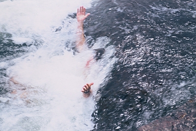 07VFZambpoolF1000029.jpg 07VFZambpoolF1000029.jpg